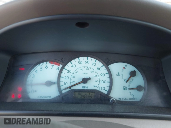 2004 Toyota Corolla CE with VIN JTDBR38E842043849, listed as a IAAI auction lot 41703290 with 299,999 mi miles. Bid and sale history available at carsss.com. Image 7.