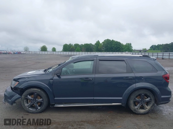 2018 Dodge Journey Crossroad with VIN 3C4PDDGGXJT514620, listed as a IAAI auction lot 42117159 with 110,252 mi miles. Bid and sale history available at carsss.com. Image 20.