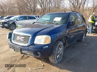 2004 GMC Envoy SLE z VIN 1GKDS13S842152119, wystawiony jako IAAI lot #41187115 z przebiegiem 194 304 mil mil oraz . Historia ofert i sprzedaży dostępna na DreamBid. Obrazek 2.