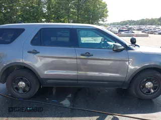 2017 Ford Police Interceptor Utility с VIN 1FM5K8AR0HGE25745, выставлен на аукционе IAAI как лот 42826519 с пробегом 160 893 миль миль и . История ставок и продаж доступна на DreamBid. Изображение 13.