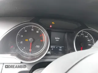 2011 Audi A5 Premium Plus z VIN WAULFAFR2BA051470, wystawiony jako IAAI lot #42465472 z przebiegiem 108 172 mil mil oraz . Historia ofert i sprzedaży dostępna na DreamBid. Obrazek 7.