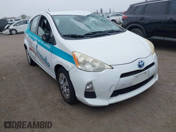 2014 Toyota Prius One z VIN JTDKDTB33E1559405, wystawiony jako IAAI lot #42499928 z przebiegiem 182 388 mil mil oraz . Historia ofert i sprzedaży dostępna na DreamBid. Obrazek 1.
