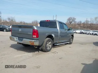 2010 Dodge 1500 SLT z VIN 1D7RV1GT3AS192606, wystawiony jako IAAI lot #41791083 z przebiegiem 284 816 mil mil oraz . Historia ofert i sprzedaży dostępna na DreamBid. Obrazek 4.