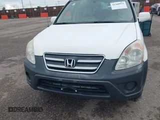 2005 Honda CR-V EX z VIN JHLRD78885C000982, wystawiony jako IAAI lot #42360971 z przebiegiem 128 088 mil mil oraz . Historia ofert i sprzedaży dostępna na DreamBid. Obrazek 6.