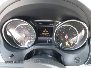2019 Mercedes-Benz CLA 250 с VIN WDDSJ4EB4KN773539, выставлен на аукционе IAAI как лот 42299213 с пробегом 55 007 миль миль и . История ставок и продаж доступна на DreamBid. Изображение 7.