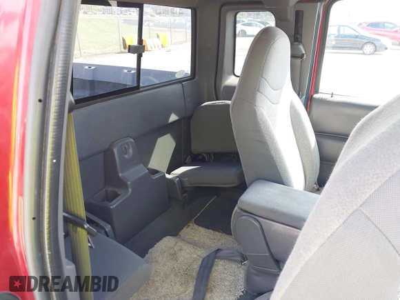 2001 Ford Ranger XL Fleet with VIN 1FTZR15E21PA71426, listed as a IAAI auction lot 41872597 with 197,157 mi miles. Bid and sale history available at carsss.com. Image 8.