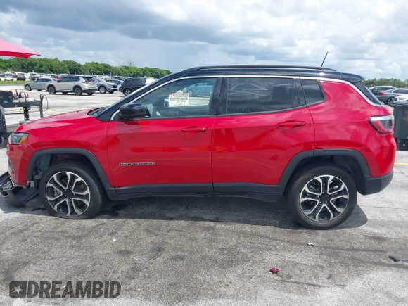 2024 Jeep Compass Limited z VIN 3C4NJDCN1RT596592, wystawiony jako IAAI lot #42740215 z przebiegiem 45 153 mil mil oraz . Historia ofert i sprzedaży dostępna na DreamBid. Obrazek 14.