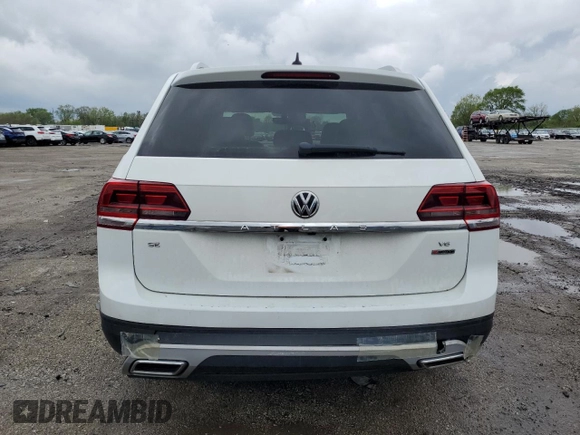 2018 Volkswagen Atlas SE with VIN 1V2KR2CA3JC546563, listed as a Copart auction lot 55458335 with 126,384 mi miles and Salvage title. Bid and sale history available at DreamBid. Image 6.