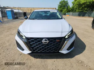 2024 Nissan Altima SR z VIN 1N4BL4CV2RN380480, wystawiony jako Copart lot #60919475 z przebiegiem 25 293 mil mil oraz Szkoda całkowita • Salvage title. Historia ofert i sprzedaży dostępna na DreamBid. Obrazek 5.