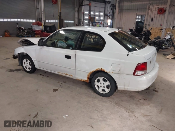 2000 Hyundai Accent с VIN KMHCG35G4YU024317, выставлен на аукционе IAAI как лот 41848880 с пробегом Не указан миль и . История ставок и продаж доступна на DreamBid. Изображение 3.
