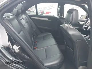 2014 Mercedes-Benz C 250 Sport с VIN WDDGF4HB8EA940242, выставлен на аукционе IAAI как лот 42661812 с пробегом 167 902 миль миль и . История ставок и продаж доступна на DreamBid. Изображение 8.