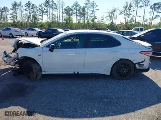 2020 Toyota Camry SE with VIN 4T1G11AK1LU964200, listed as a IAAI auction lot 41884627 with 66,308 mi miles. Bid and sale history available at carsss.com. Image 15.