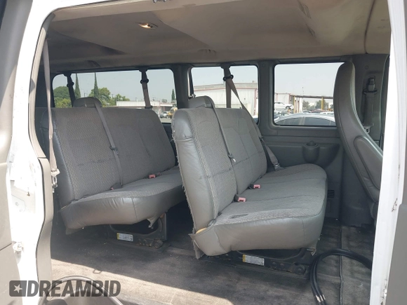 2014 Chevrolet Express Passenger LT with VIN 1GAZG1FG4E1154654, listed as a IAAI auction lot 42605616 with 155,896 mi miles and . Bid and sale history available at DreamBid. Image 8.