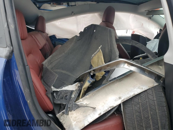2020 Tesla Model Y Long Range z VIN 5YJYGDEE7LF057909, wystawiony jako Copart lot #50435535 z przebiegiem Nie podano mil oraz Nie do naprawy • Non repairable. Historia ofert i sprzedaży dostępna na DreamBid. Obrazek 10.