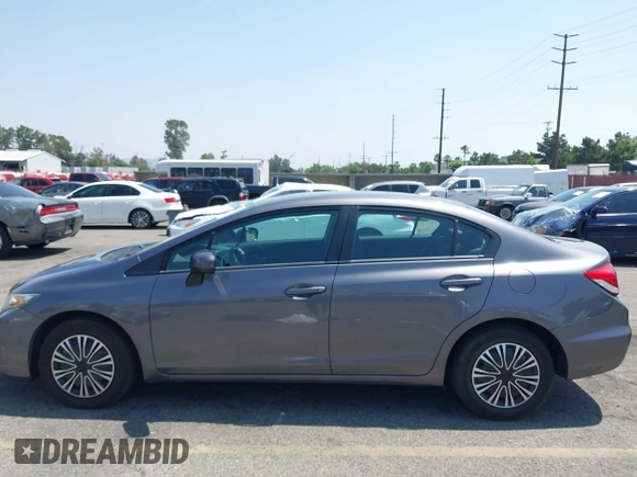2015 Honda Civic LX z VIN 19XFB2F53FE232420, wystawiony jako IAAI lot #42444481 z przebiegiem 168 298 mil mil oraz . Historia ofert i sprzedaży dostępna na DreamBid. Obrazek 14.