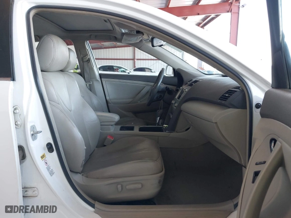 2009 Toyota Camry Hybrid with VIN 4T1BB46K69U072258, listed as a IAAI auction lot 42085130 with 179,454 mi miles. Bid and sale history available at carsss.com. Image 5.
