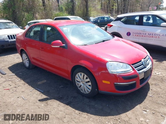 2010 Volkswagen Jetta Sedan S with VIN 3VWJZ7AJ0AM024143, listed as a IAAI auction lot 42082583 with 177,888 mi miles. Bid and sale history available at carsss.com. Image 1.