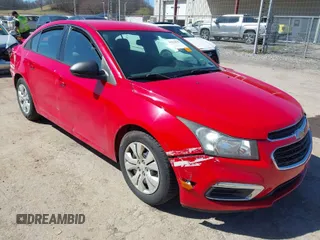 2015 Chevrolet Cruze LS z VIN 1G1PA5SH8F7140379, wystawiony jako IAAI lot #41816936 z przebiegiem 169 717 mil mil oraz . Historia ofert i sprzedaży dostępna na DreamBid. Obrazek 1.