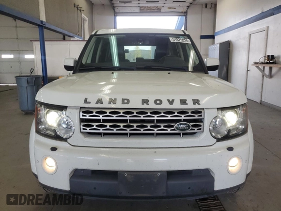 2011 Land Rover LR4 Lux with VIN SALAK2D48BA560345, listed as a Copart auction lot 51976015 with 123,953 mi miles and Clean Title. Bid and sale history available at DreamBid. Image 5.