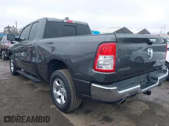2020 Ram 1500 Big Horn with VIN 1C6SRFBT2LN372298, listed as a IAAI auction lot 41493691 with 73,172 mi miles. Bid and sale history available at carsss.com. Image 3.