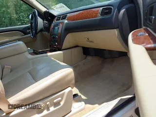 2008 Chevrolet Tahoe LTZ с VIN 1GNFC13J38R248270, выставлен на аукционе IAAI как лот 42403526 с пробегом 216 031 миль миль и . История ставок и продаж доступна на DreamBid. Изображение 5.