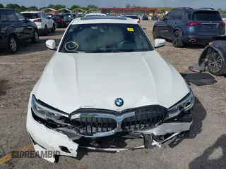 2021 BMW 3 Series 330i with VIN 3MW5R1J00M8B52627, listed as a IAAI auction lot 40722823 with 36,769 mi miles. Bid and sale history available at carsss.com. Image 12.
