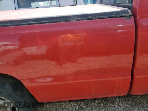 2005 Chevrolet Silverado 1500 Work Truck z VIN 1GCEC14X45Z338059, wystawiony jako Copart lot #53183515 z przebiegiem 191 166 mil mil oraz Czysty tytuł • Clean title. Historia ofert i sprzedaży dostępna na DreamBid. Obrazek 11.
