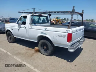 1994 Ford F-150 with VIN 1FTEF14Y9RLA15960, listed as a IAAI auction lot 42414742 with 161,926 mi miles and . Bid and sale history available at DreamBid. Image 3.
