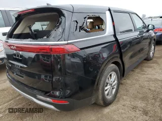 2024 Kia Carnival LX with VIN KNDNB4H33R6387823, listed as a Copart auction lot 81117734 with 0 mi miles and Salvage Title. Bid and sale history available at carsss.com. Image 3.
