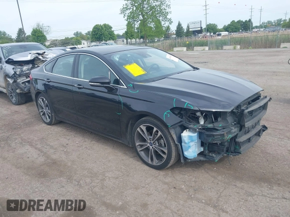 2020 Ford Fusion Titanium with VIN 3FA6P0K94LR117138, listed as a IAAI auction lot 42345819 with 88,117 mi miles and . Bid and sale history available at DreamBid. Image 1.