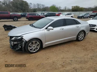 2016 Lincoln MKZ with VIN 3LN6L2J94GR621984, listed as a Copart auction lot 48366195 with 108,056 mi miles and Salvage Title. Bid and sale history available at carsss.com. Image 1.