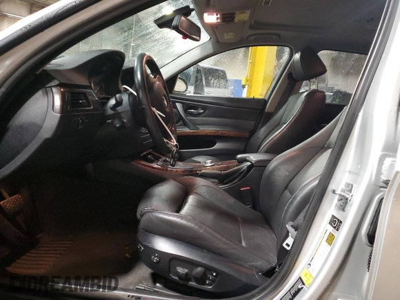 2006 BMW 3 Series 325i with VIN WBAVB13546PT23767, listed as a Copart auction lot 71352944 with 144,778 mi miles and Salvage Title. Bid and sale history available at carsss.com. Image 7.