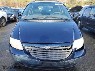2001 Chrysler Voyager with VIN 1C8GJ25B81B154297, listed as a Copart auction lot 84802984 with 118,661 mi miles and Salvage Title. Bid and sale history available at carsss.com. Image 5.