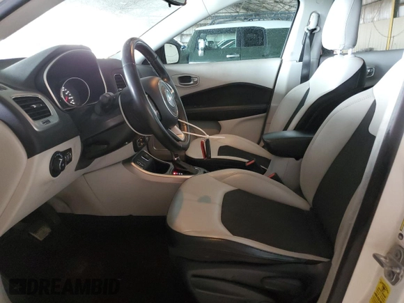 2021 Jeep Compass Latitude z VIN 3C4NJCBB7MT571349, wystawiony jako Copart lot #52329035 z przebiegiem 19 518 mil mil oraz Czysty tytuł • Clean title. Historia ofert i sprzedaży dostępna na DreamBid. Obrazek 8.
