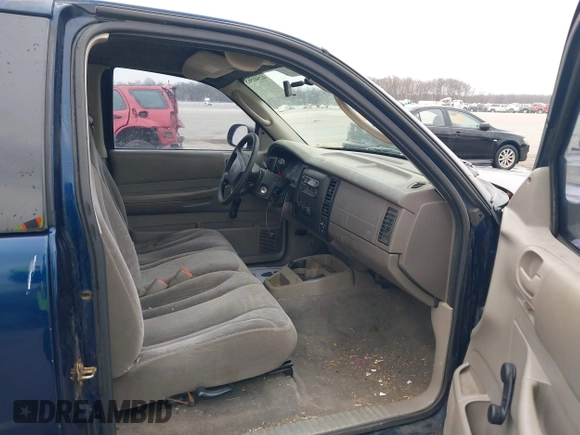2002 Dodge Dakota with VIN 1B7GL12X32S626025, listed as a IAAI auction lot 41546565 with 269,061 mi miles and . Bid and sale history available at carsss.com. Image 5.