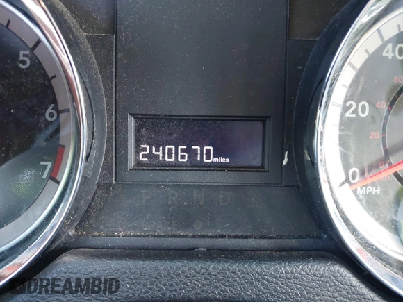 2011 Dodge Grand Caravan Cargo with VIN 2D4RN1AG7BR788880, listed as a IAAI auction lot 41573858 with 240,670 mi miles. Bid and sale history available at carsss.com. Image 7.