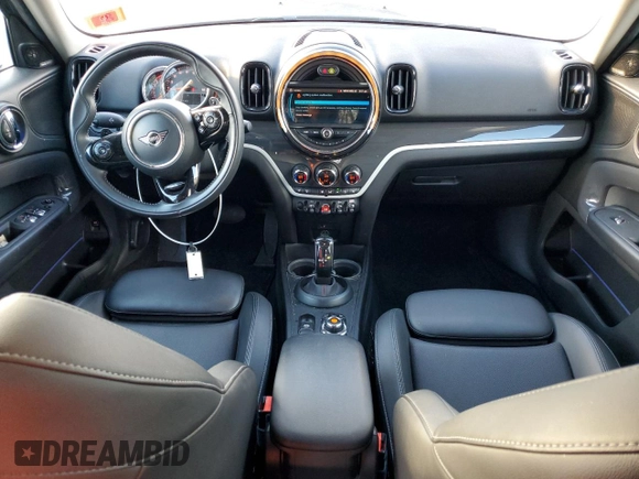 2020 MINI Countryman Cooper S with VIN WMZYX1C01L3L48814, listed as a Copart auction lot 79781014 with 73,924 mi miles and Salvage title. Bid and sale history available at DreamBid. Image 8.
