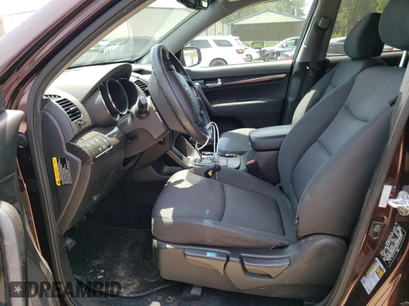 2012 Kia Sorento LX with VIN 5XYKT3A64CG194955, listed as a Copart auction lot 59443524 with 185,185 mi miles and Salvage Title. Bid and sale history available at DreamBid. Image 7.