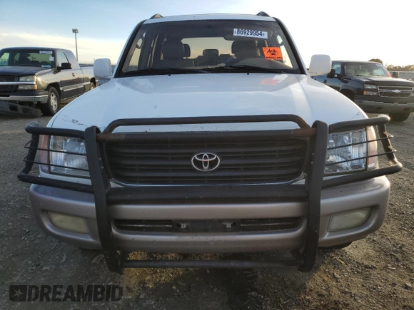 2000 Toyota Land Cruiser z VIN JT3HT05J0Y0122711, wystawiony jako Copart lot #86929954 z przebiegiem Nie podano mil oraz Czysty tytuł • Clean title. Historia ofert i sprzedaży dostępna na DreamBid. Obrazek 5.