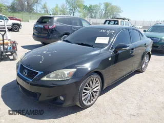 2011 Lexus IS 350 z VIN JTHBE5C29B5027237, wystawiony jako IAAI lot #42236845 z przebiegiem 215 485 mil mil oraz . Historia ofert i sprzedaży dostępna na DreamBid. Obrazek 2.