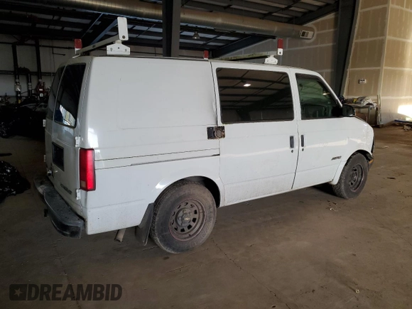 2000 Chevrolet Astro Cargo Van with VIN 1GCDM19W6YB169121, listed as a Copart auction lot 85204274 with 211,783 mi miles and Salvage Title. Bid and sale history available at carsss.com. Image 3.