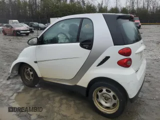 2012 Smart fortwo Pure with VIN WMEEJ3BA7CK574275, listed as a Copart auction lot 43440735 with Not provided miles and Salvage title. Bid and sale history available at DreamBid. Image 2.