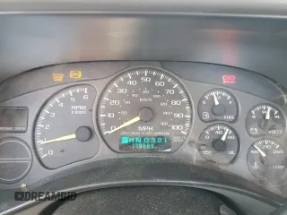 1999 Chevrolet Silverado 1500 with VIN 1GCEC14WXXZ173175, listed as a Copart auction lot 75868044 with 179,889 mi miles and Non Repairable. Bid and sale history available at carsss.com. Image 9.
