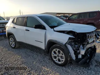2025 Jeep Compass Sport with VIN 3C4NJDAN9ST516030, listed as a Copart auction lot 52292005 with 2,094 mi miles and Salvage title. Bid and sale history available at DreamBid. Image 4.