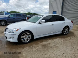 2013 Hyundai Genesis 3.8L z VIN KMHGC4DD1DU258273, wystawiony jako Copart lot #56738445 z przebiegiem 124 843 mil mil oraz Szkoda całkowita • Salvage title. Historia ofert i sprzedaży dostępna na DreamBid. Obrazek 1.