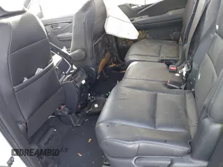 2019 Honda Passport Touring z VIN 5FNYF7H91KB001286, wystawiony jako IAAI lot #41733668 z przebiegiem Nie podano mil oraz . Historia ofert i sprzedaży dostępna na DreamBid. Obrazek 8.
