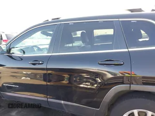 2018 Jeep Cherokee Latitude Plus with VIN 1C4PJLLX2JD525187, listed as a IAAI auction lot 42292946 with 95,492 mi miles and . Bid and sale history available at DreamBid. Image 15.