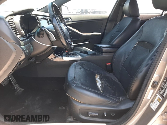 2012 Kia Optima SX z VIN 5XXGR4A60CG044520, wystawiony jako Copart lot #56013155 z przebiegiem 155 487 mil mil oraz Szkoda całkowita • Salvage title. Historia ofert i sprzedaży dostępna na DreamBid. Obrazek 7.