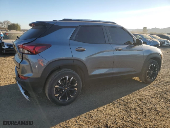 2022 Chevrolet TrailBlazer LT with VIN KL79MPS24NB092970, listed as a Copart auction lot 42558415 with 25,836 mi miles and Salvage Title. Bid and sale history available at carsss.com. Image 3.