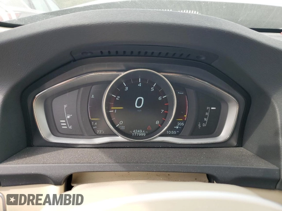 2016 Volvo V60 T5 Drive-E Premier with VIN YV140MEK4G1293306, listed as a Copart auction lot 71007814 with 177,999 mi miles and Salvage Title. Bid and sale history available at carsss.com. Image 9.